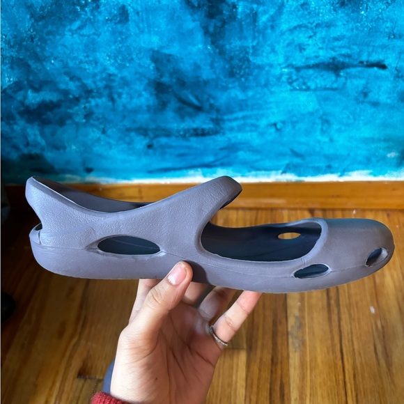 Little Rubber Shoes - Picture 2 of 3